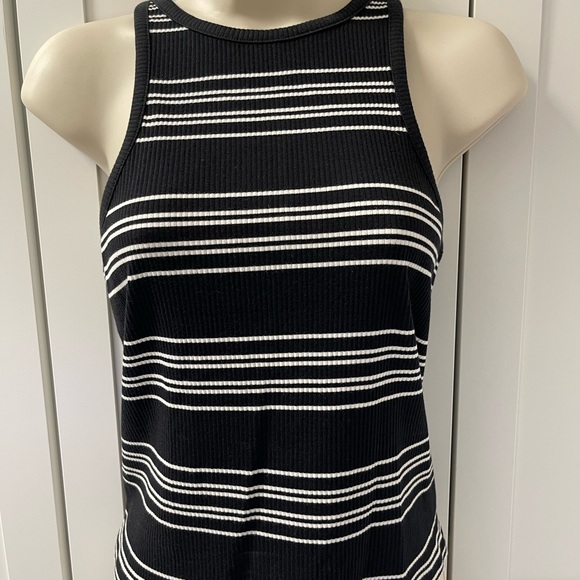 NWT - J. Crew New favorite tank in striped vintage, Medium - Picture 4 of 12
